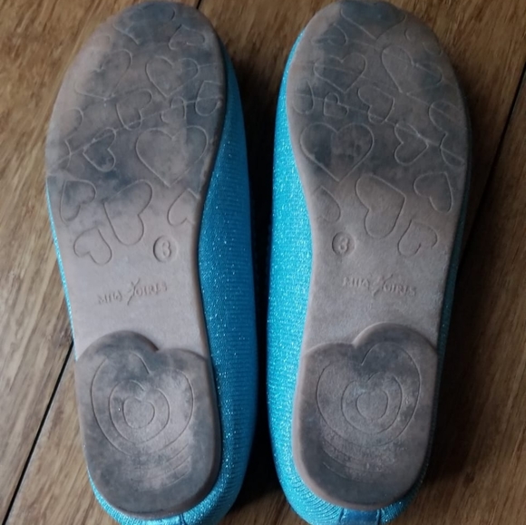 Blue shoes for girls for special occasion - Picture 3 of 5